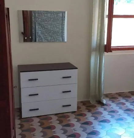 Casa Del Giunco קרלופורטה