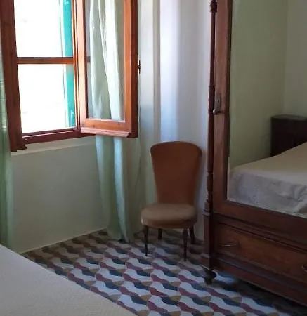 Casa Del Giunco קרלופורטה